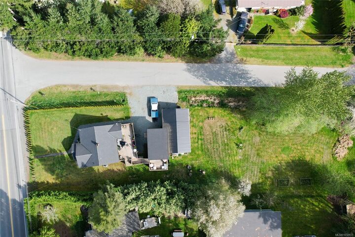 Property Photo: 10845 Chemainus Rd BC V9G 2A4