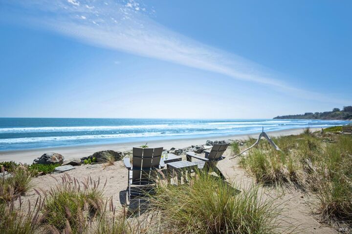 Property Photo:  324 Seadrift Road  CA 94970 