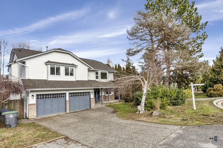 Property Photo: 15285 28 Avenue BC V4P 1G3