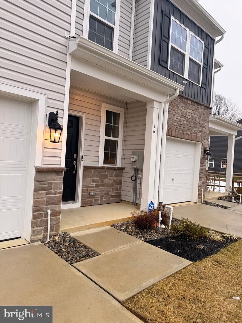Property Photo:  16 Whaler Drive  NJ 08078 