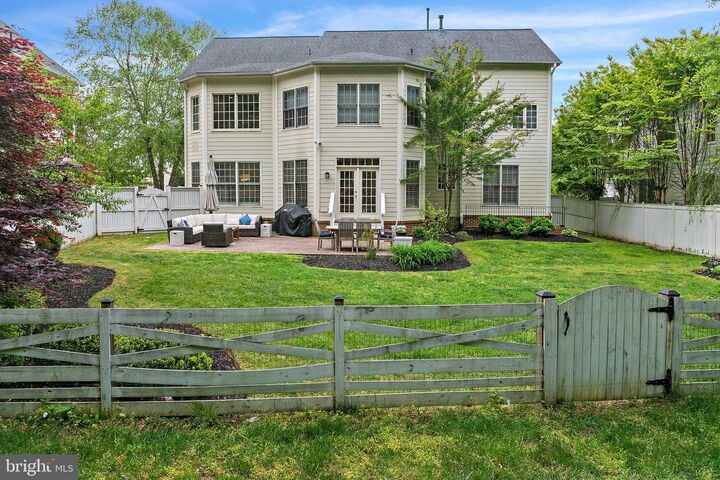 Property Photo:  732 Pearson Point Place  MD 21401 