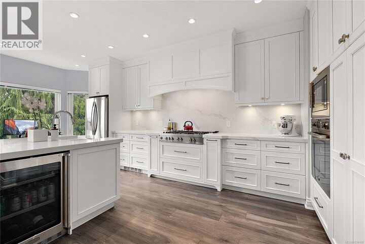 Property Photo: 207 Quebec Street BC V8W 1W2