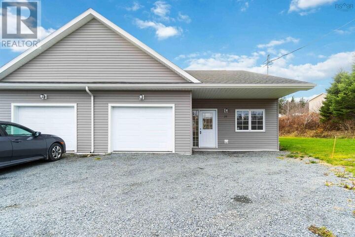 Property Photo:  10 Cordwood Lane  NS B4B 2H9 