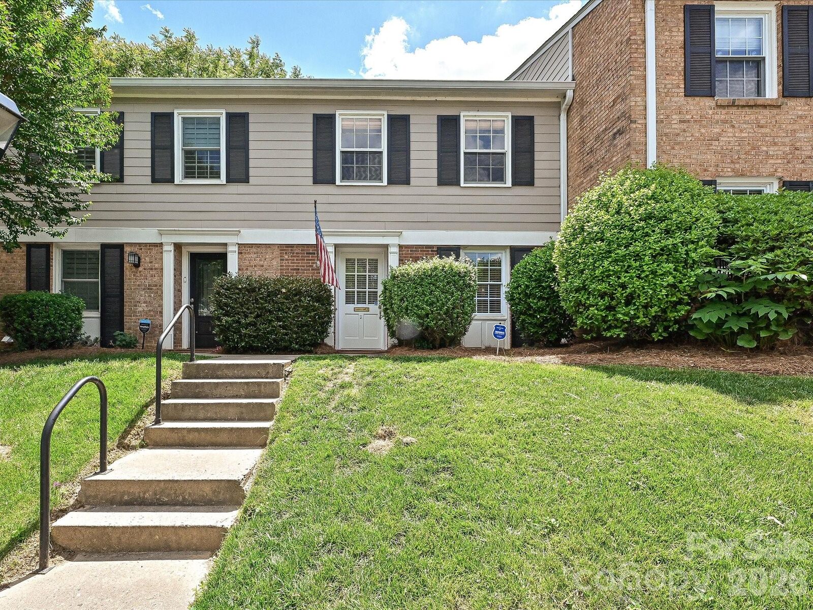 Property Photo:  4611 Hedgemore Drive J  NC 28209 