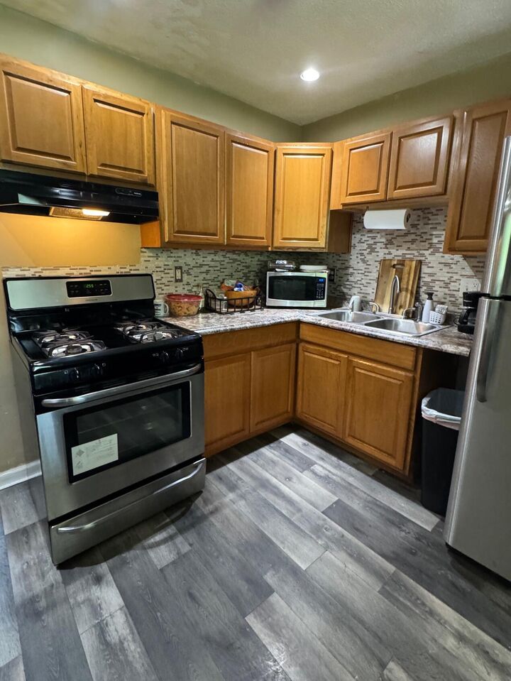 Property Photo: 5285 Zimmer Drive OH 43232