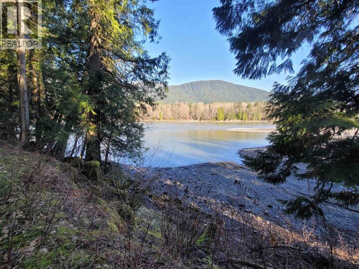 Property Photo: 2158 Grandview Drive BC V8G 0A8
