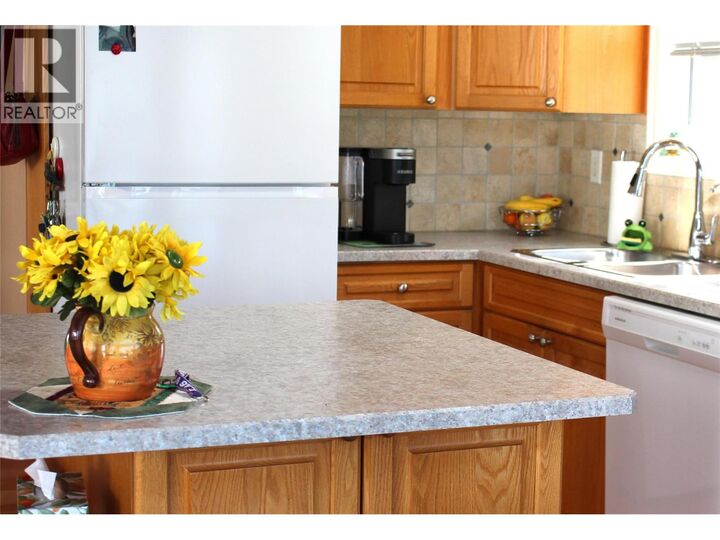 Property Photo:  415 Commonwealth Road 140  BC V4V 1P4 