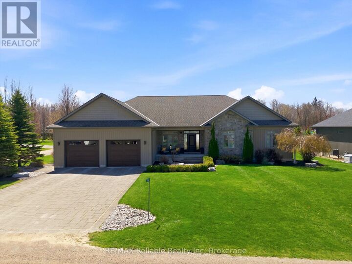 74764 Elm Crescent — photo 1