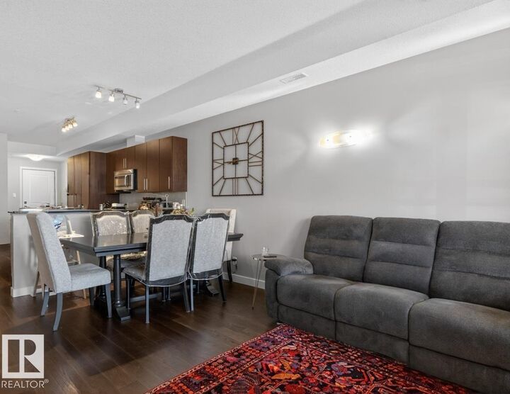 Property Photo: 10811 72 Avenue NW 102 AB T6E 1A4