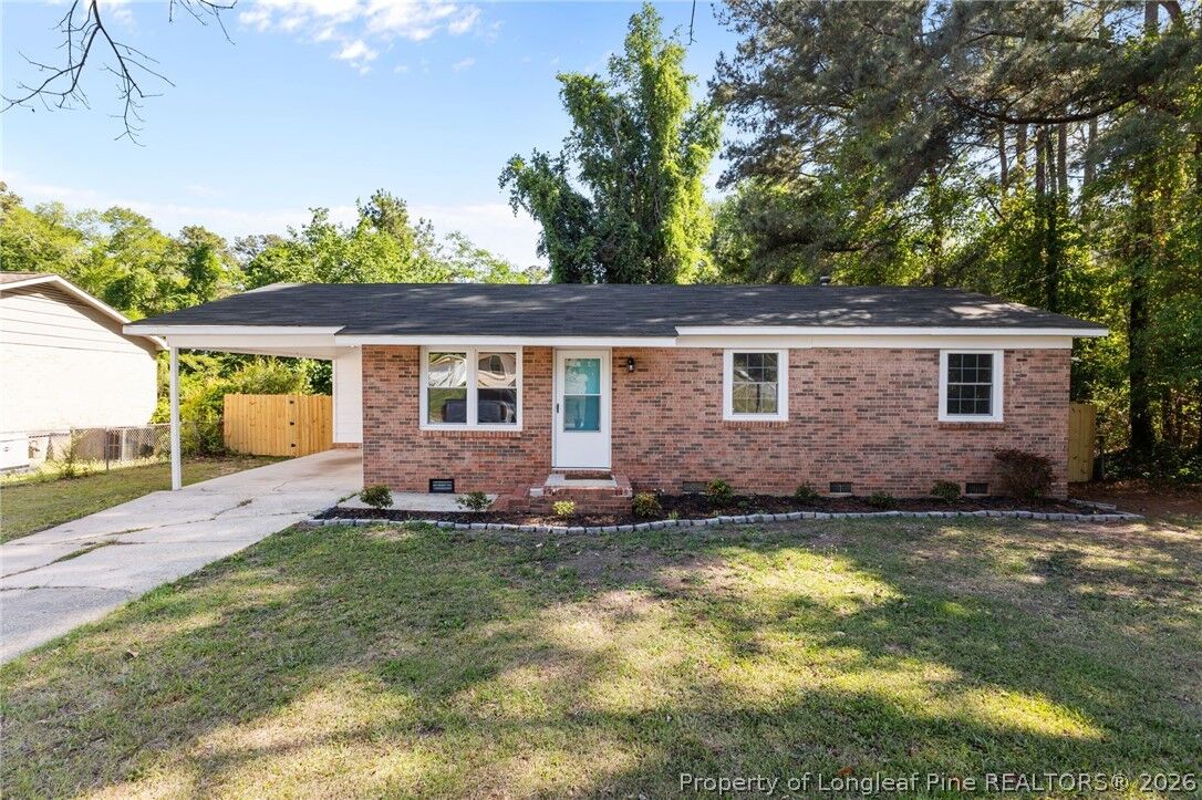 Property Photo: 2633 Dumbarton Road NC 28306