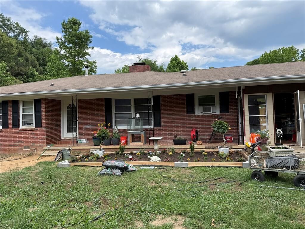 Property Photo: 98 Almon Church Road GA 30014