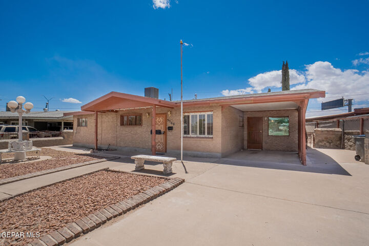 Property Photo:  5300 Flower Drive  TX 79905 