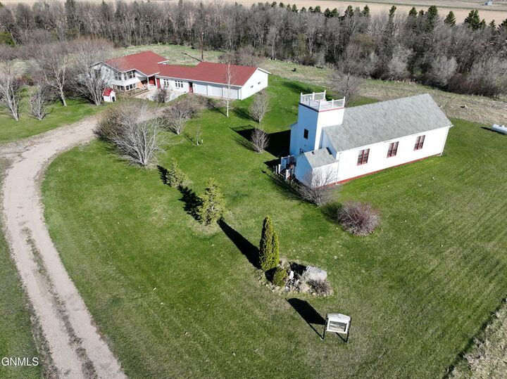 Property Photo:  9537 38th Avenue SE  ND 58413 