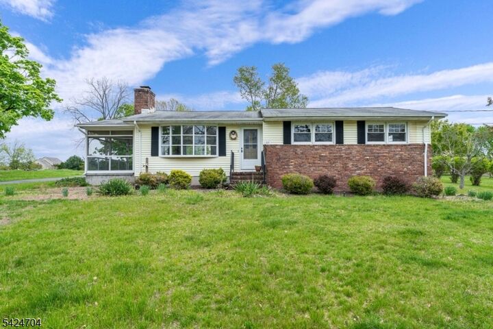 Property Photo:  123 Lilac Dr  NJ 08801 