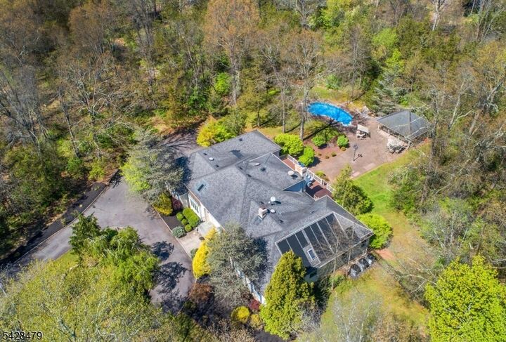 Property Photo:  55 Janelle Ct  NJ 07921 