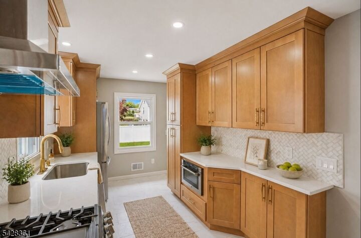 Property Photo:  2031 Pleasant Pkwy  NJ 07083 