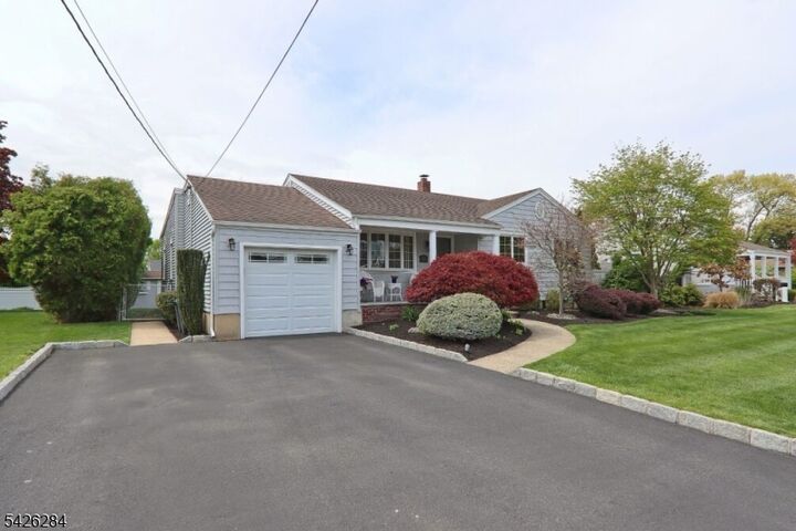 Property Photo:  2036 Perry St  NJ 07080 