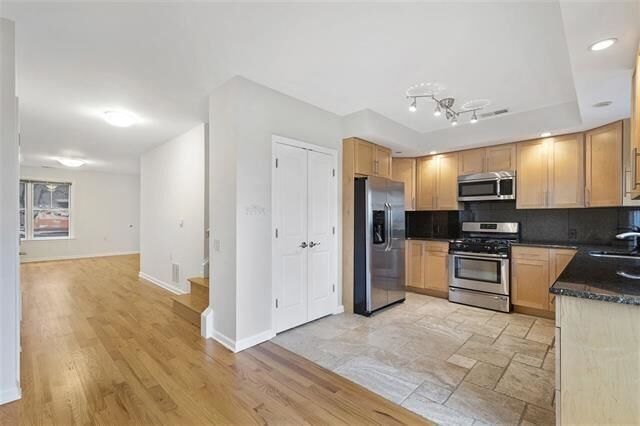 Property Photo:  456-1 Pacific Ave 1  NJ 07304 