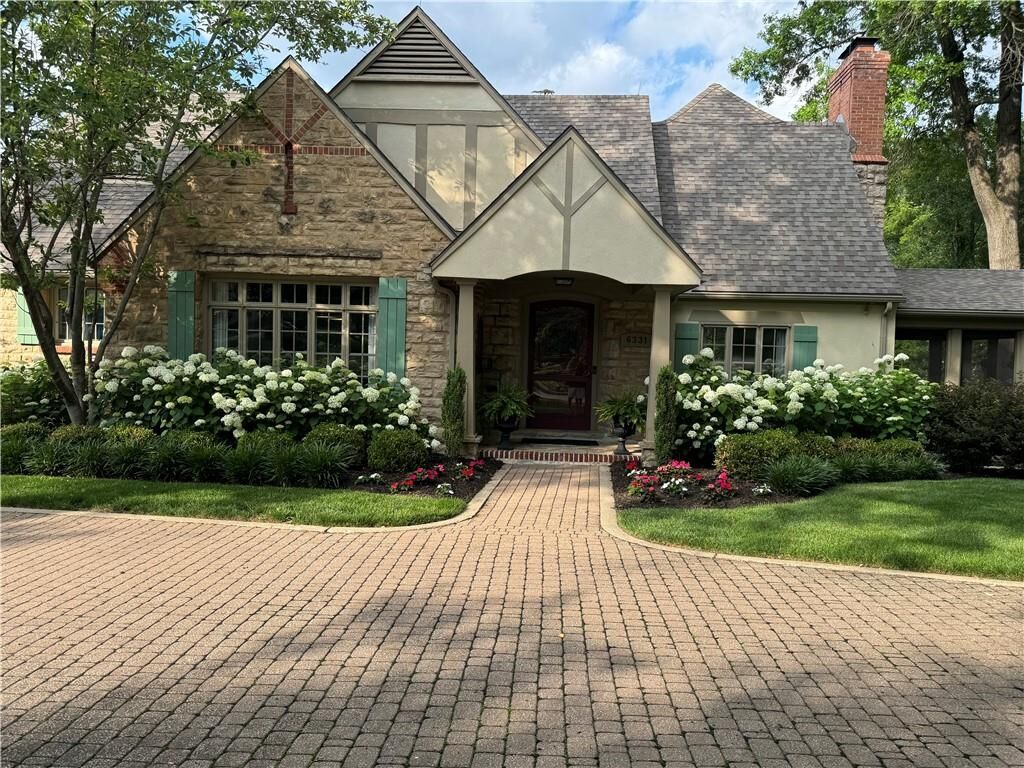 Property Photo:  6331 Ensley Lane  KS 66208 