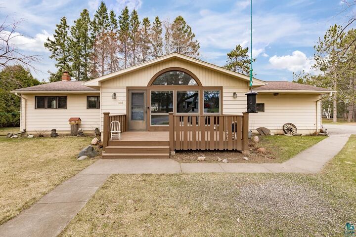 Property Photo:  605 Slate St  MN 55720 