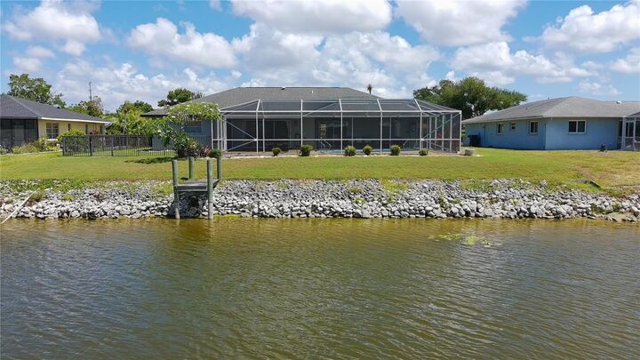 Property Photo:  984 N Gondola Drive  FL 34293 