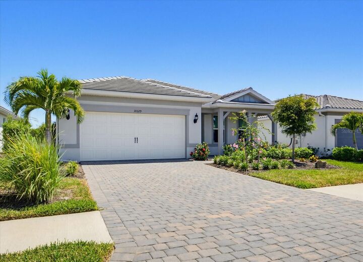 Property Photo:  10329 Sun Isle Drive  FL 34223 