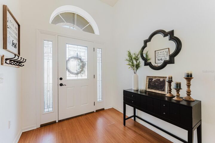 Property Photo:  2043 Corner Tree Court  FL 32820 