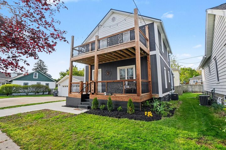 Property Photo:  310 Huron Street  MI 49090 