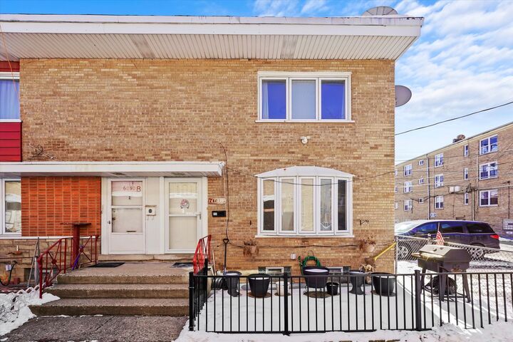 Property Photo:  6030 N Winchester Avenue C  IL 60660 