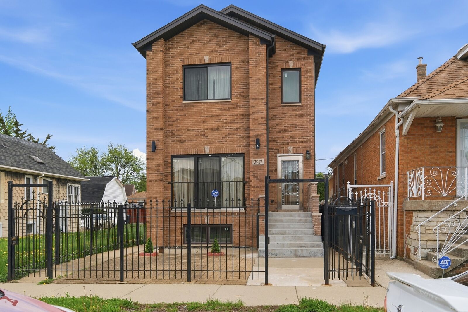 Property Photo:  3917 W 60th Street  IL 60629 