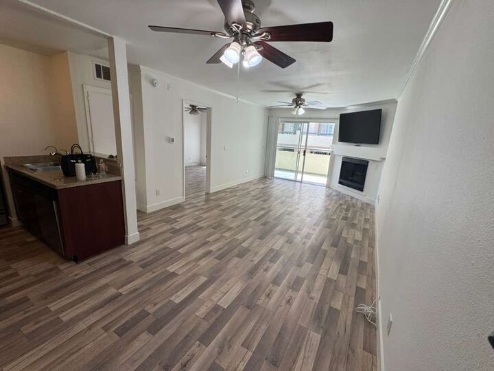 Property Photo:  5550 Owensmouth 121  CA 91367 