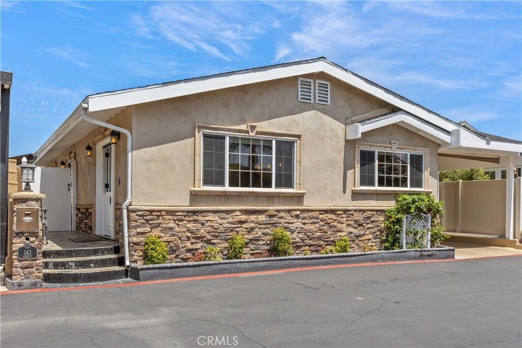 Property Photo:  142 Liberty  CA 92660 