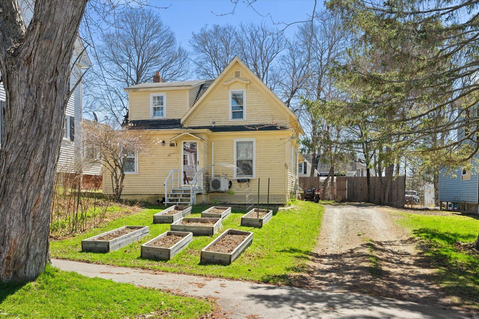 Property Photo:  60 6th Street  ME 04401 