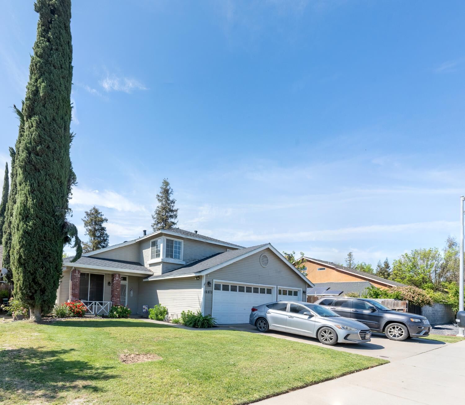Property Photo:  16973 Yvonne Dr  CA 95315 