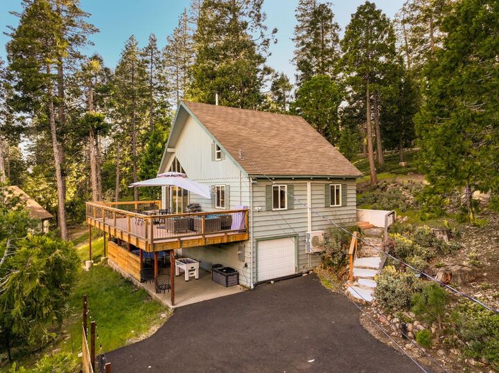 Property Photo:  1622 Anna Lee Way  CA 95223 