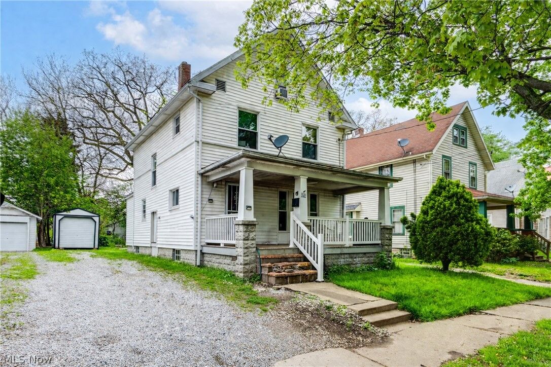 Property Photo:  1026 Collinwood Avenue  OH 44310 