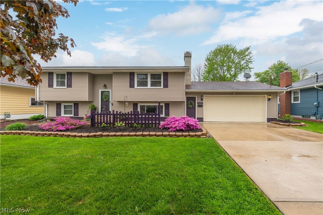 Property Photo: 640 W Martin Avenue OH 44001