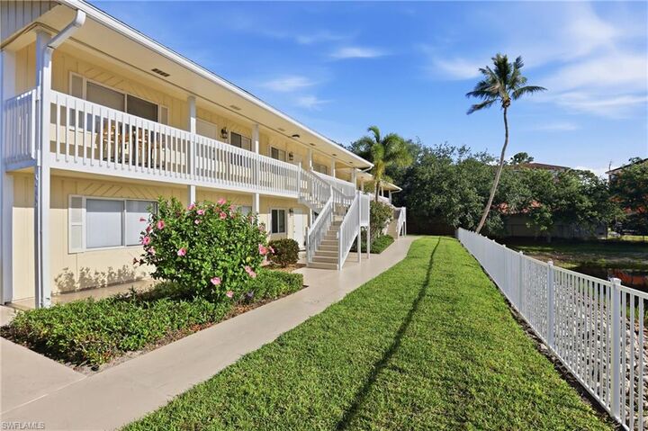 Property Photo: 4607 Bayshore Dr K5 FL 34112