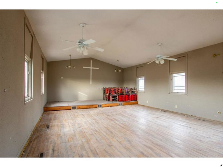 Property Photo:  335 2nd Street NE  MN 56633 