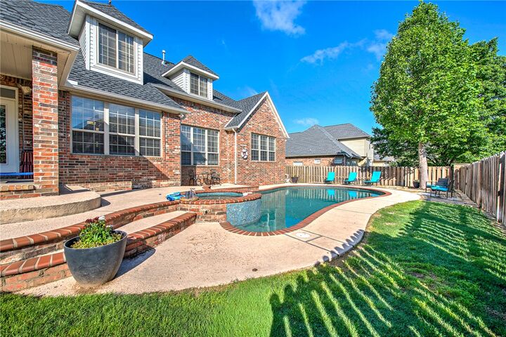 Property Photo:  6605 S Willowridge Lane  AR 72758 