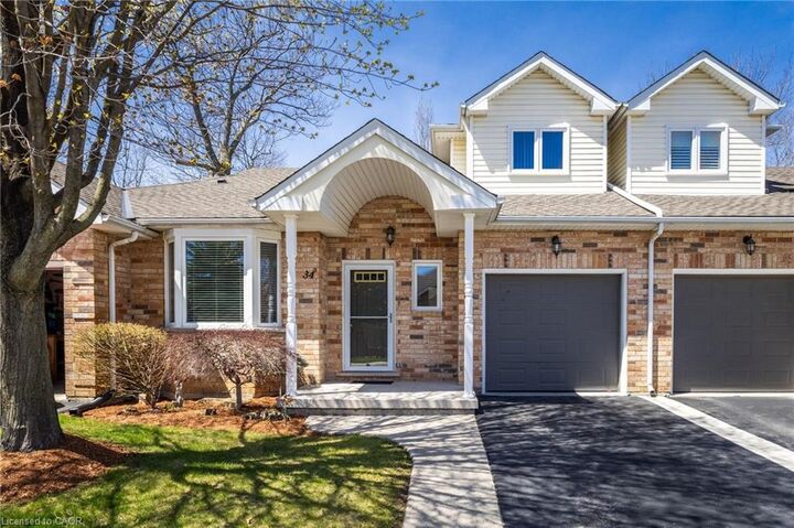 34 Greentrail Drive — photo 1