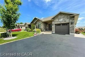 Property Photo: 9 William Street S ON N0G 1M0