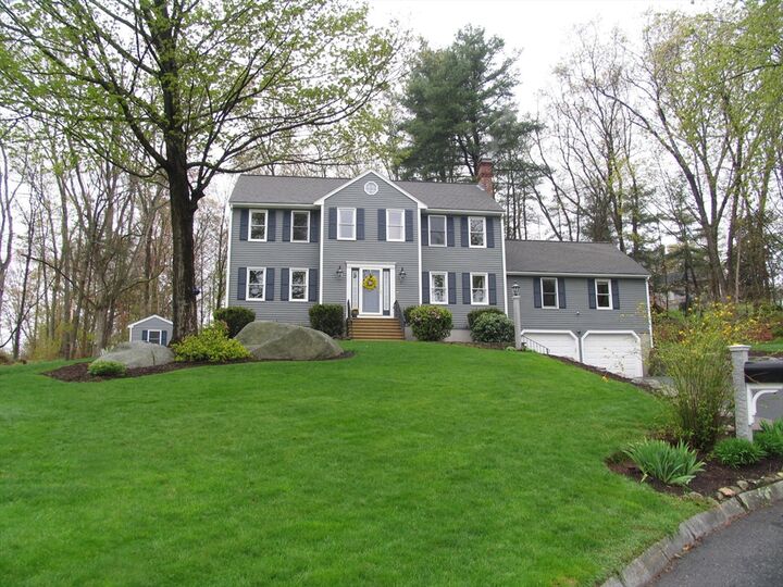 Property Photo:  5 Dana Cir  MA 01757 
