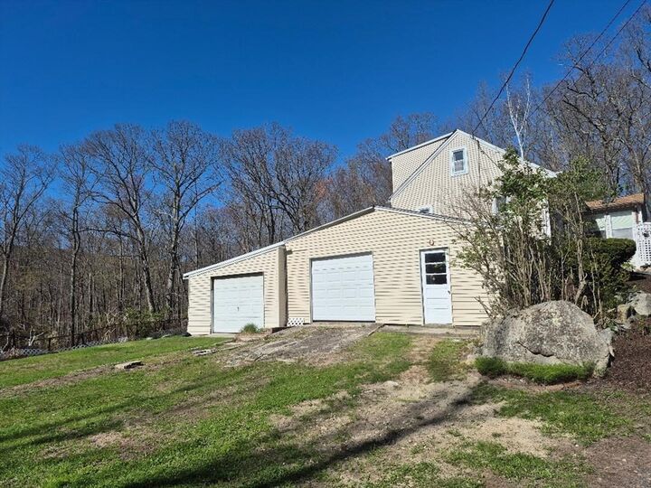 Property Photo: 185 N Monson Rd MA 01036