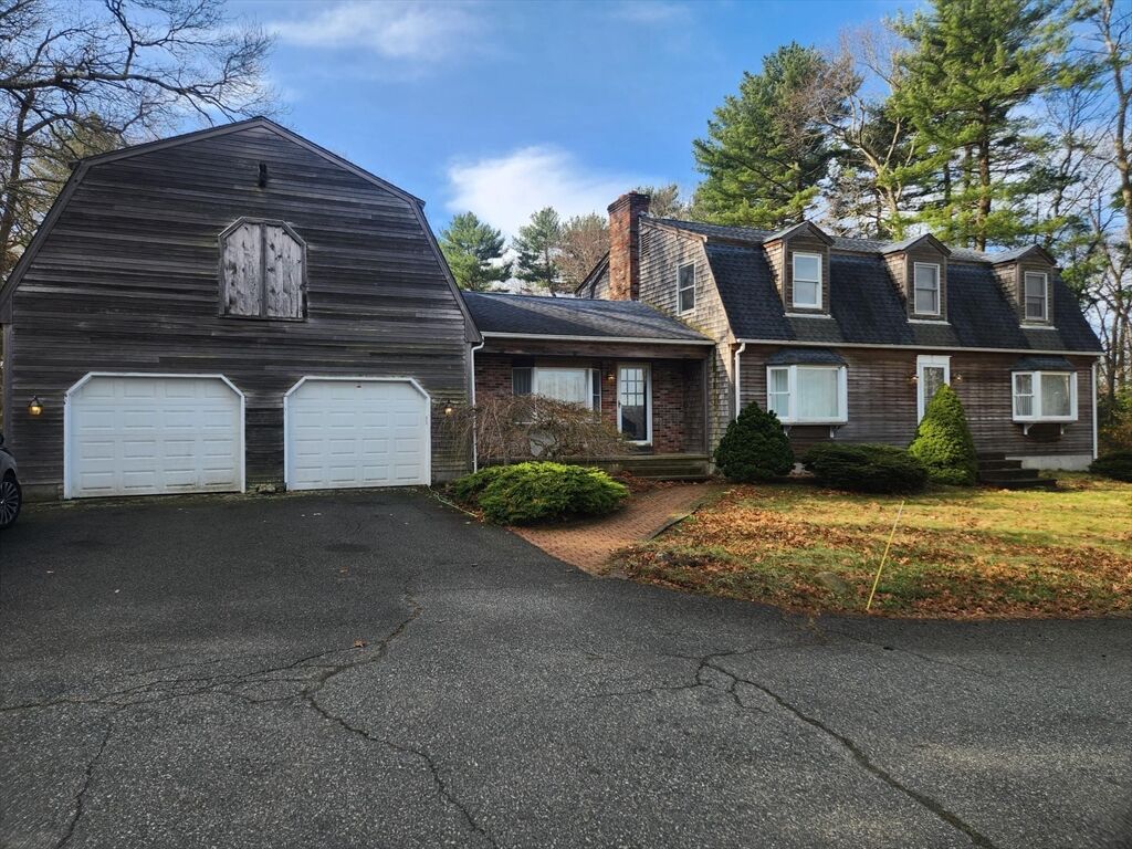 Property Photo: 700 Locust St MA 02777