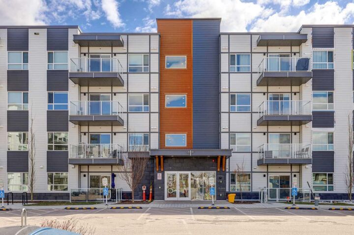 360 Harvest Hills Way 106 — photo 1