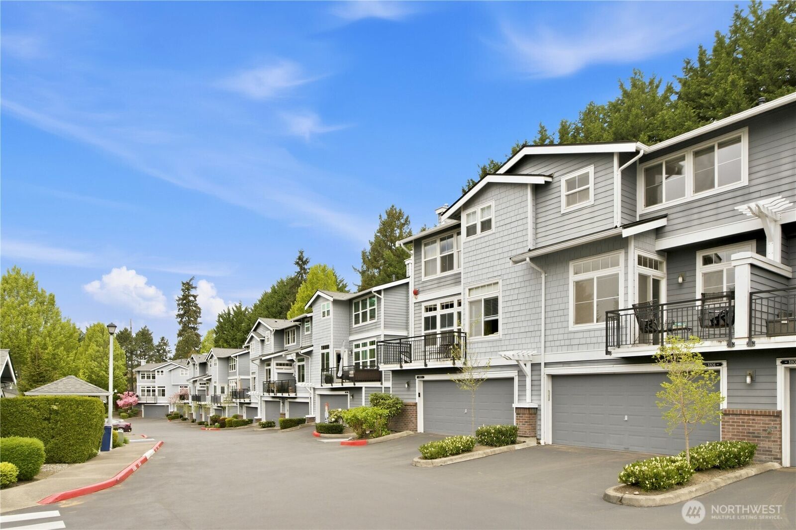 Property Photo:  8806  123rd Lane NE 8806  WA 98033 