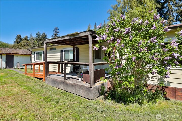 Property Photo:  3220  Woodcock Road  WA 98382 