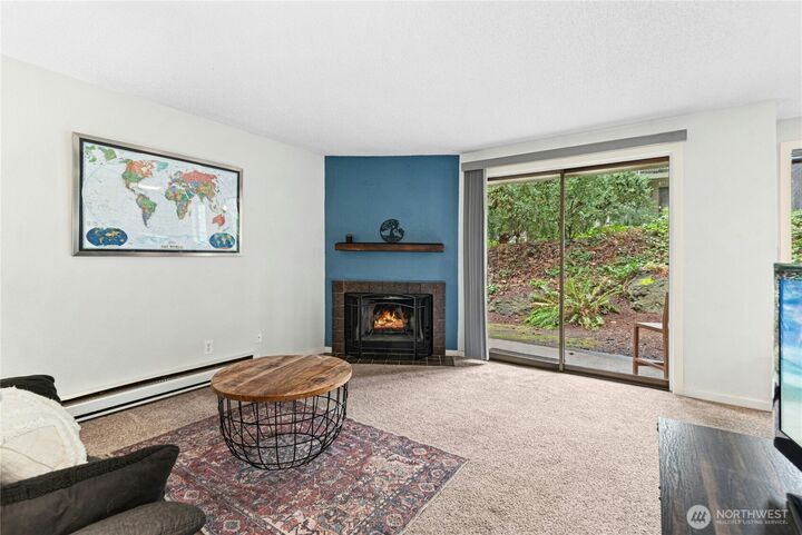 Property Photo:  5506  220th Street SW A102  WA 98043 