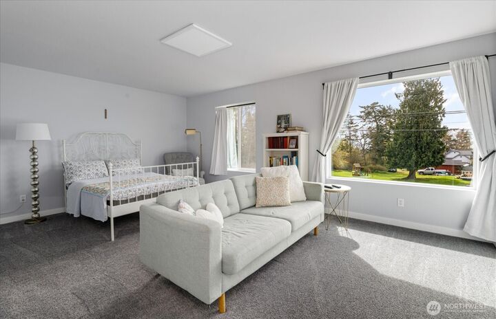 Property Photo:  1203  Byrd Street  WA 98239 